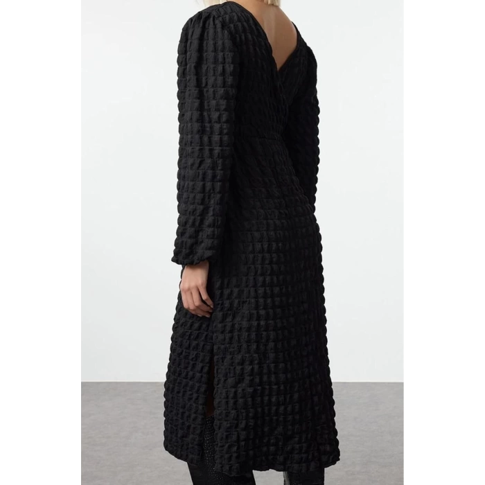 Women Fashion Stylish Midi Length Double Breasted Regular Plain Textured Wrap Collar Flexible Knitted Dress