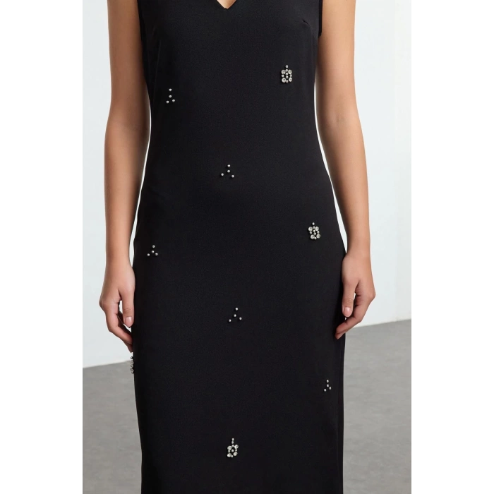 Women Fashion Stylish Midi Length V Neck Regular A Cut Stone Embroidered Vest Woven Dress