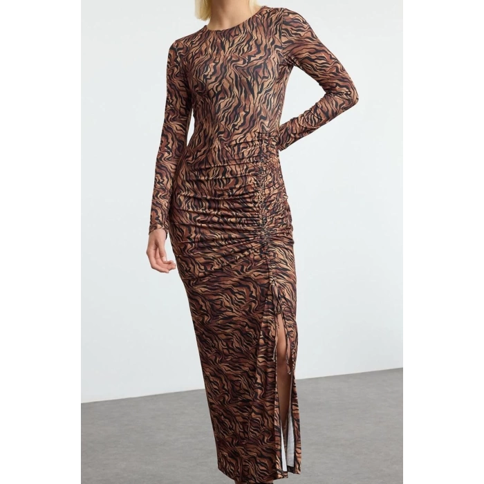 Women Fashion Stylish Midi Length Crew Neck Slim Gather Drape Detail Knitted Dress