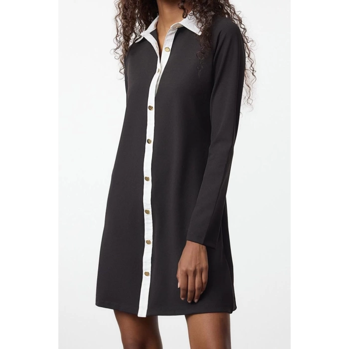 Women Fashion Stylish Mini Length Button-Down Collar Regular Color Block Button Detail Knitted Dress