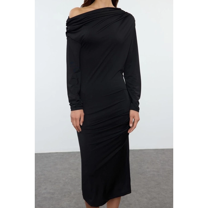 Kadın Moda Şık Midi Boy Asimetrik Yaka Slim Fitted Vücuda Oturan Örme Elbise