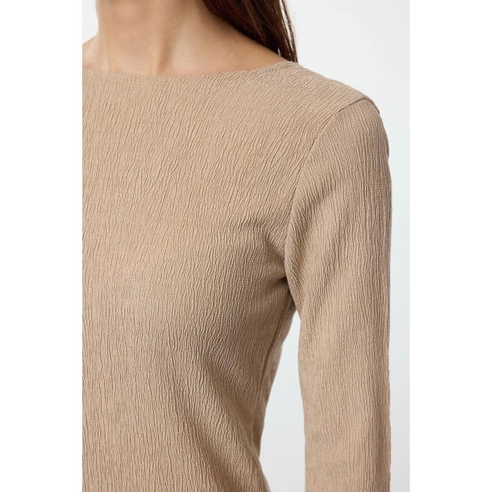 Kadın Moda Şık Mini Boy Kayık Yaka Slim Düz Sırt Dekolteli Örme Elbise