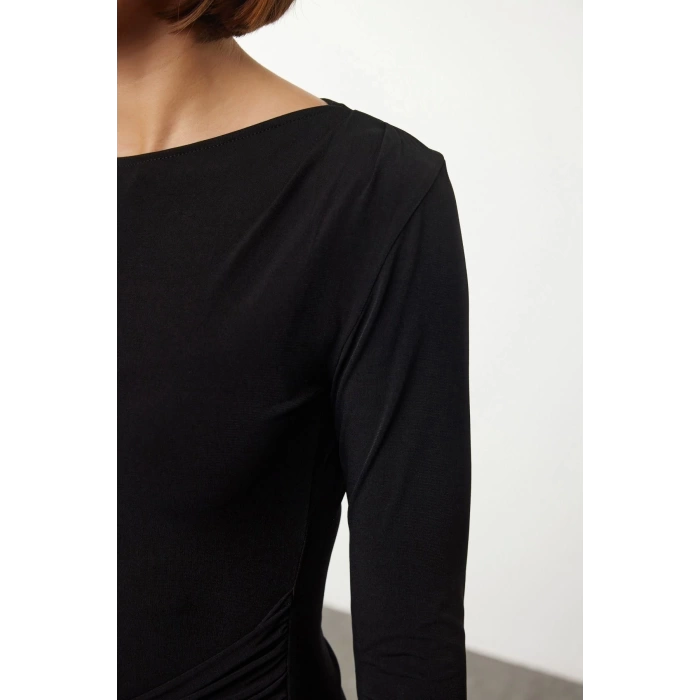 Women Fashion Stylish Maxi Length Boat Neck Slim Accessory Detailed Fitted Body Knitted Dress