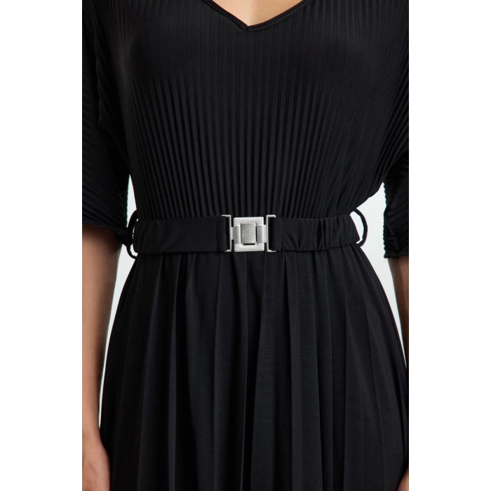 Women Fashion Stylish Maxi Length V Neck Regular Skater Belted Three Quarter Sleeve Flexible Knitted Dress