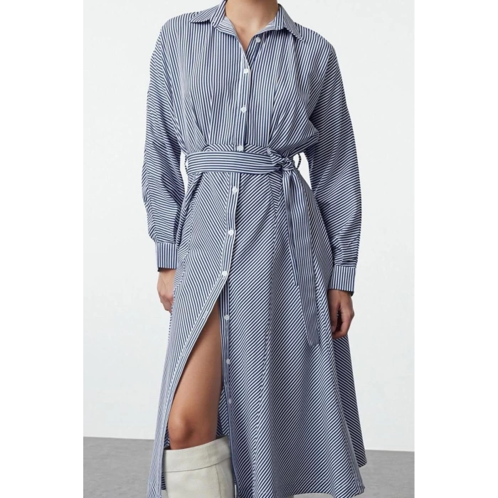 Kadın Moda Şık Midi Boy Gömlek Yaka Regular Kuşaklı Çizgili Dokuma Gömlek Elbise