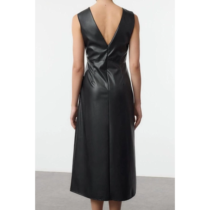 Women Fashion Stylish Midi Length V Neck Relaxed Skater Backless Knitted Dress