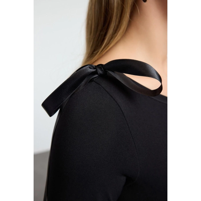 Women Fashion Stylish Midi Length Asymmetrical Neck Slim Bow Detail Belted Skater Knit Dress
