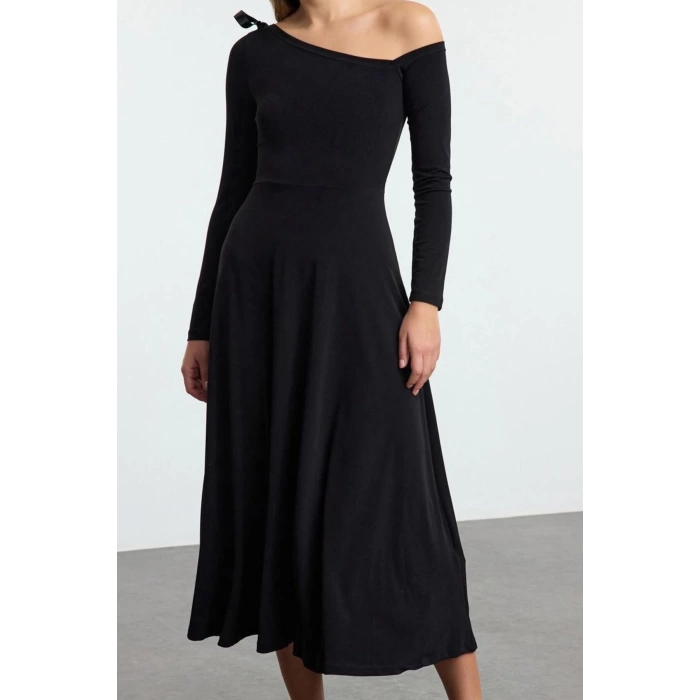 Women Fashion Stylish Midi Length Asymmetrical Neck Slim Bow Detail Belted Skater Knit Dress