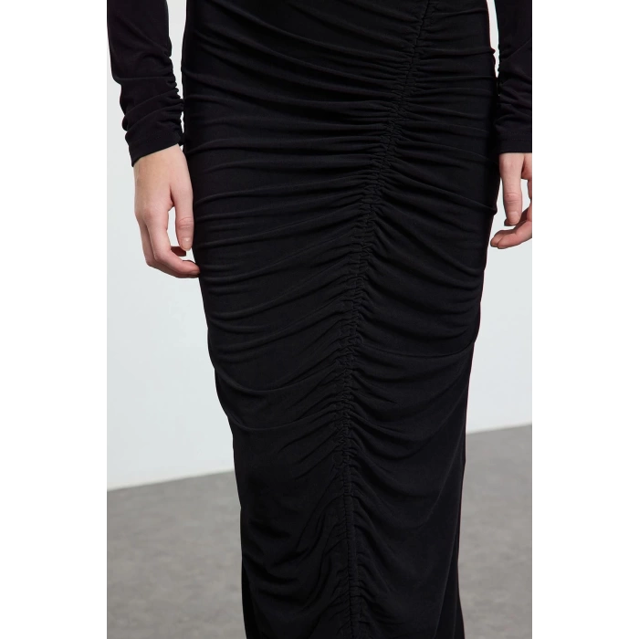 Women Fashion Stylish Midi Length Asymmetrical Collar Slim Fitted Elastic Knitted Dress with Drape Detail