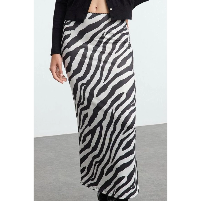 Women Fashion Style Maxi Unlined Knitted Zebra Animal Printed Elastic Waist Maxi Pencil Skirt