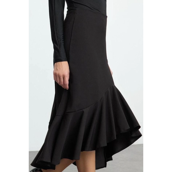 Women Fashion Style Midi Unlined Knitted Asymmetrical Stretch Midi Knitted Skirt