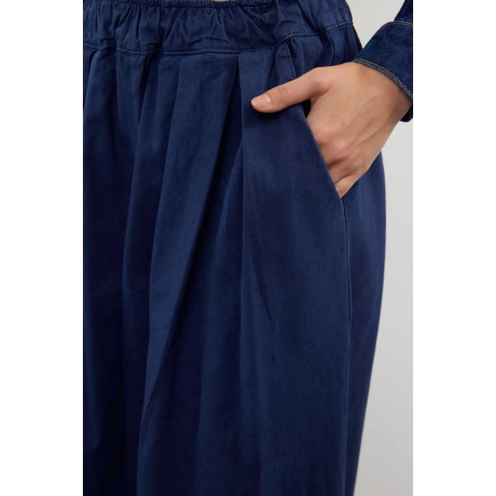 Kadın Moda Şık Kot Pantolon Geniş Paça Uzun Boy Denim Lacivert Pileli Yüksek Bel Jeans