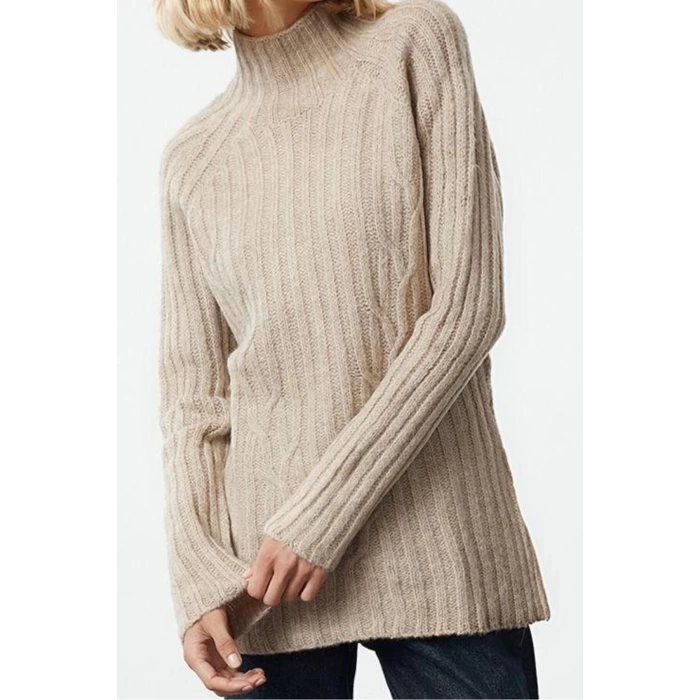 Kadın Moda Şık Dik Yaka Reglan Kol Regular Yumuşak Dokulu Örgü Detaylı Dikişsiz Triko Kazak