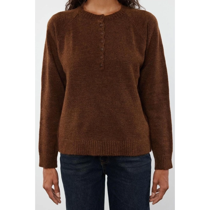 Women Fashion Stylish Crew Neck Standard Sleeve Regular Soft Texture Button Detailed Knitwear Sweater