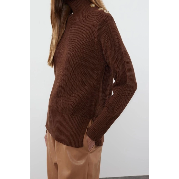 Women Fashion Stylish Turtleneck Standard Sleeve Regular Collar Button Detailed Knitwear Sweater