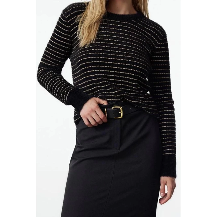 Women Fashion Stylish Crew Neck Standard Sleeve Regular Hairy Yarn Striped Knitwear Sweater