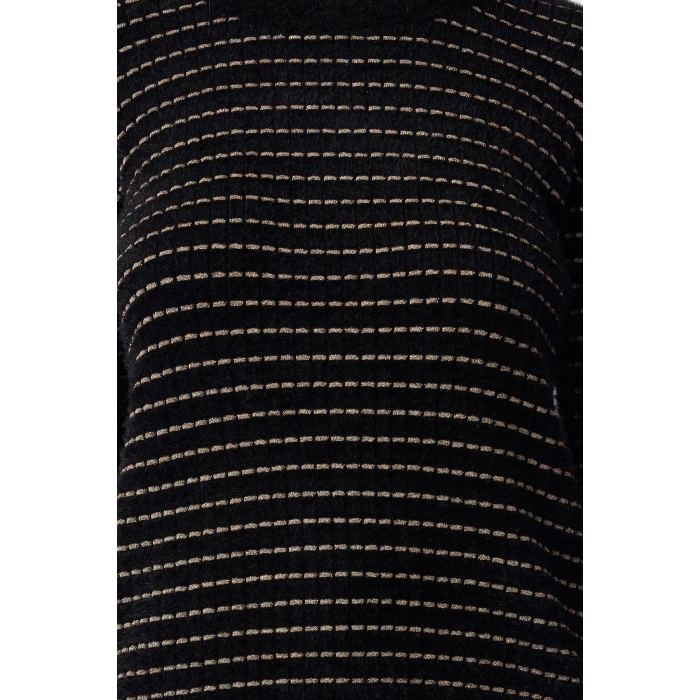 Women Fashion Stylish Crew Neck Standard Sleeve Regular Hairy Yarn Striped Knitwear Sweater