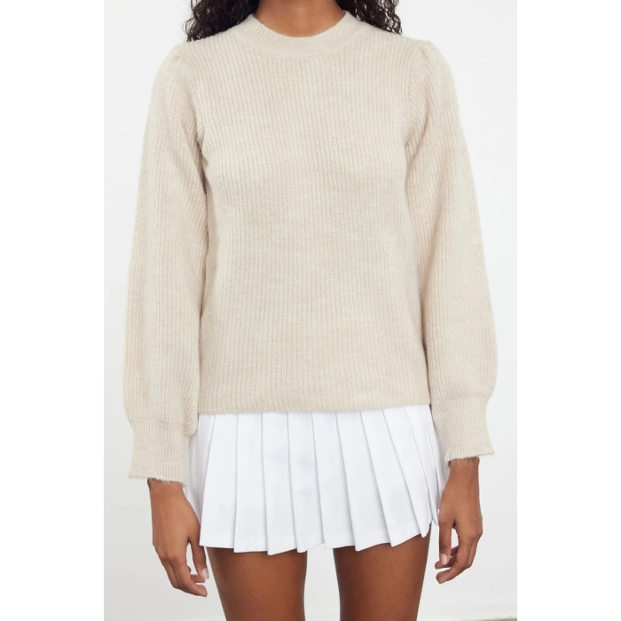 Women Fashion Stylish Crew Neck Standard Sleeve Regular Soft Texture Knitwear Sweater