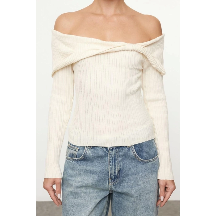 Women Fashion Stylish Carmen Collar Standard Sleeve Regular Ecru001 Color Block Knitwear Sweater