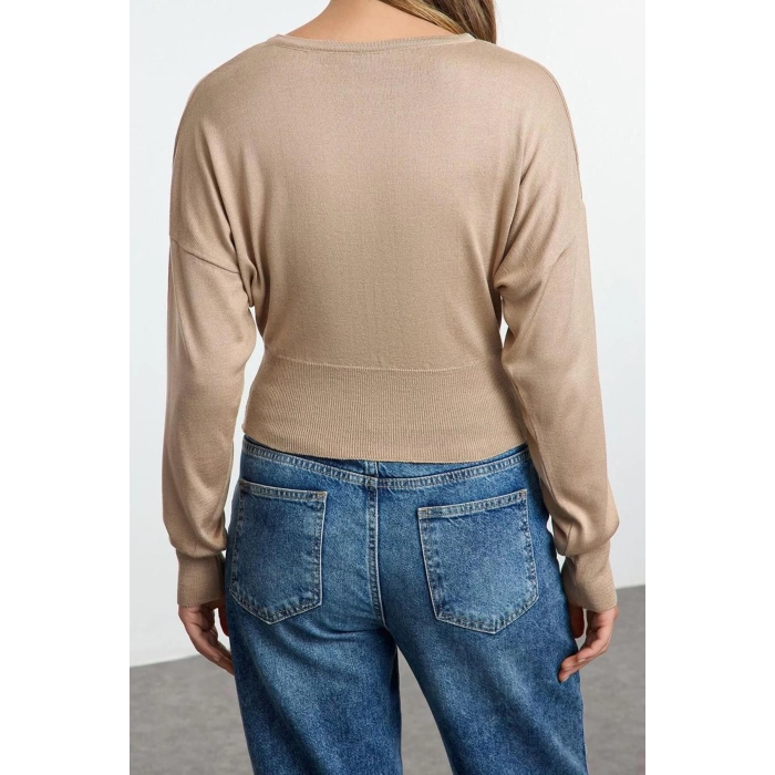 Women Fashion Stylish Crew Neck Standard Sleeve Regular Basic Premium Quality Knitwear Sweater