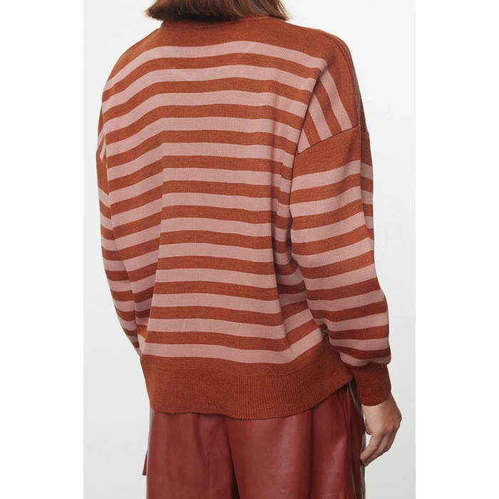 Kadın Moda Şık Bisiklet Yaka Standart Kol Regular Basic Çizgili Sweatshirt Görünümlü Triko Kazak