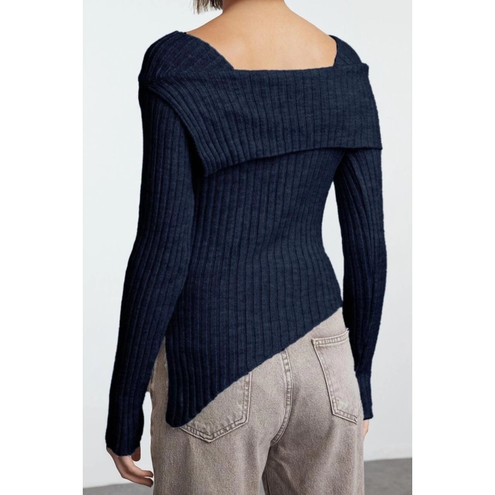 Women Fashion Stylish Carmen Collar Standard Sleeve Regular Collar Detailed Hem Asymmetric Knitwear Sweater