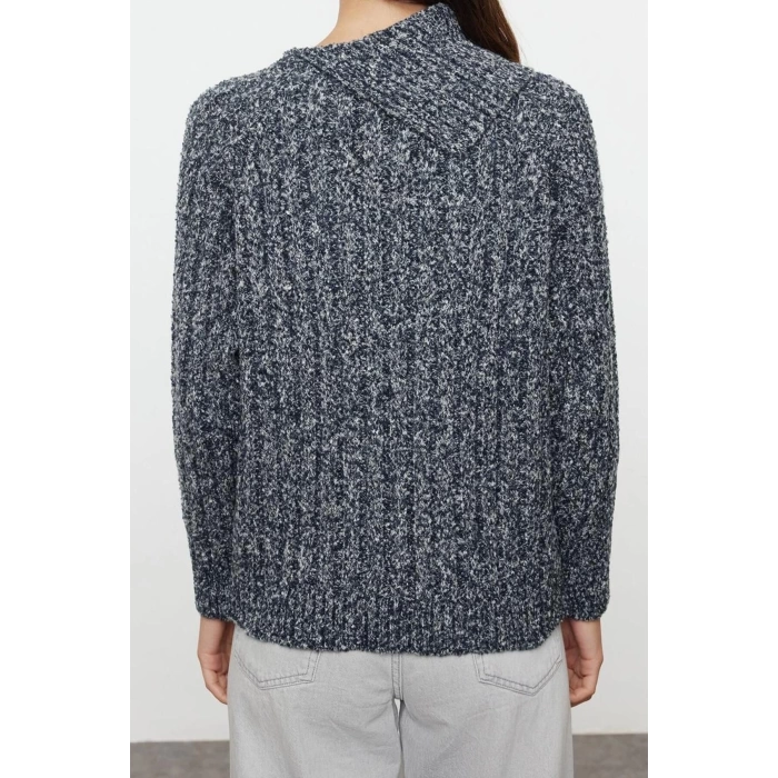 Women Fashion Stylish Asymmetrical Collar Standard Sleeve Regular Collar Detailed Gradient Yarn Knitwear Sweater