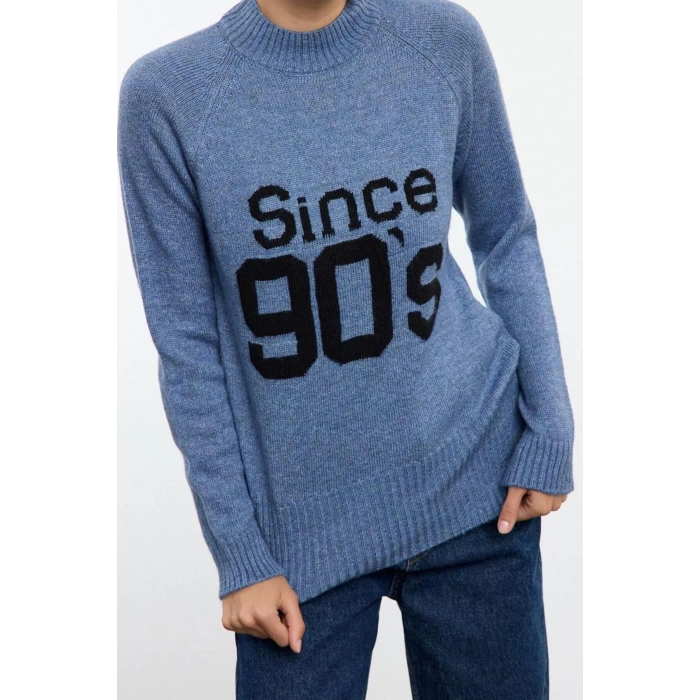 Women Fashion Stylish Crew Neck Standard Sleeve Regular Soft Texture Slogan Detailed Knitwear Sweater