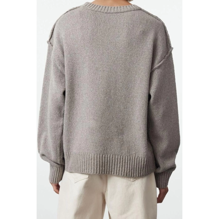 Women Fashion Stylish Crew Neck Standard Sleeve Regular Wide Pattern Basic Knitwear Sweater