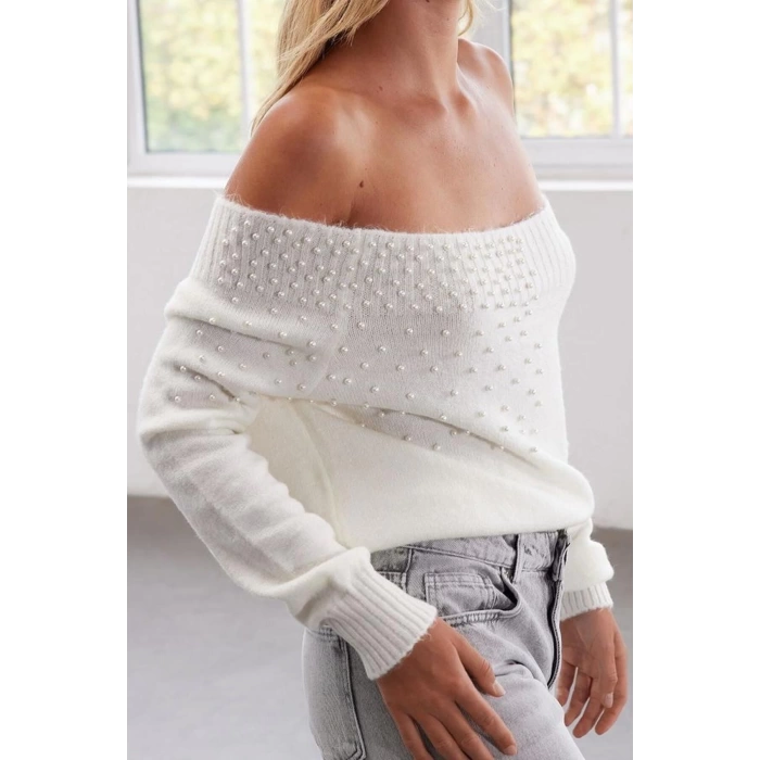 Womens Fashion Stylish Boat Neck Standard Sleeve Regular Wide Pattern Soft Texture Beaded Detailed Knitwear Sweater