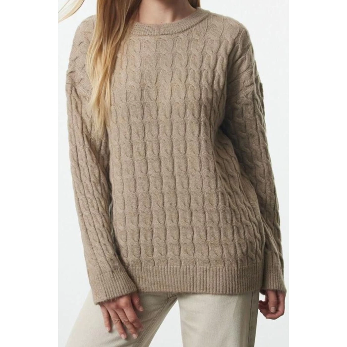 Kadın Moda Şık Bisiklet Yaka Standart Kol Regular Yumuşak Dokulu Basic Triko Kazak