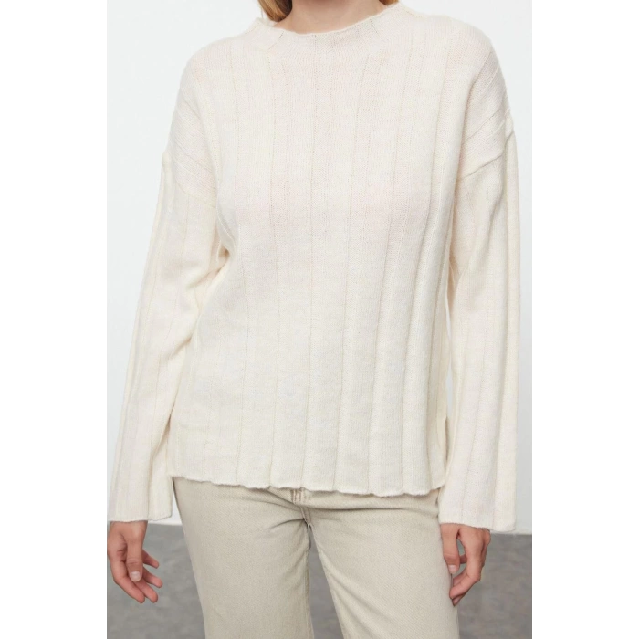 Women Fashion Stylish Stand Collar Standard Sleeve Regular Soft Texture Basic Knitwear Sweater