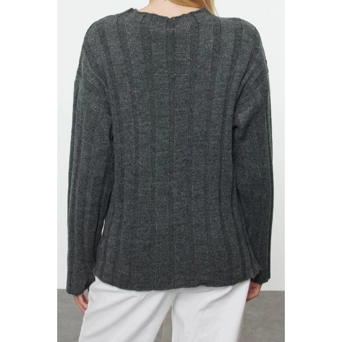 Women Fashion Stylish Stand Collar Standard Sleeve Regular Soft Texture Basic Knitwear Sweater