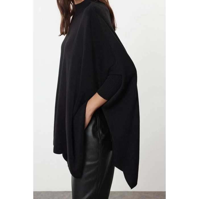Women Fashion Stylish Crew Neck Standard Sleeve Regular Wide Fit Stand Collar Knitwear Sweater