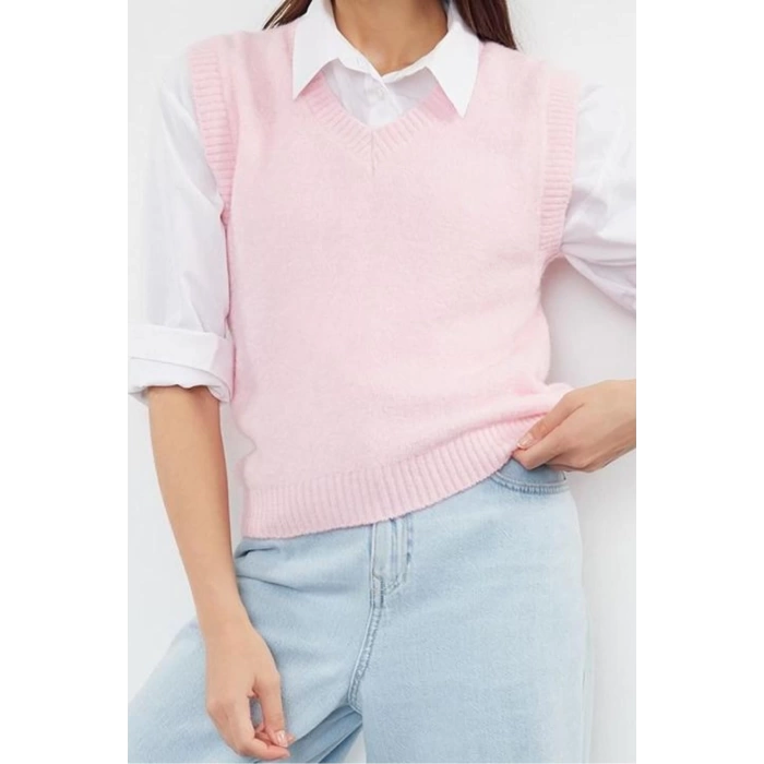 Women Fashion Stylish V Neck Regular Sleeve Wool Knitted Sweater