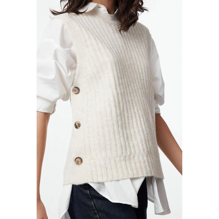 Womens Fashion Stylish Crew Neck Standard Sleeve Regular Soft Textured Fitted Side Button Knitted Sweater