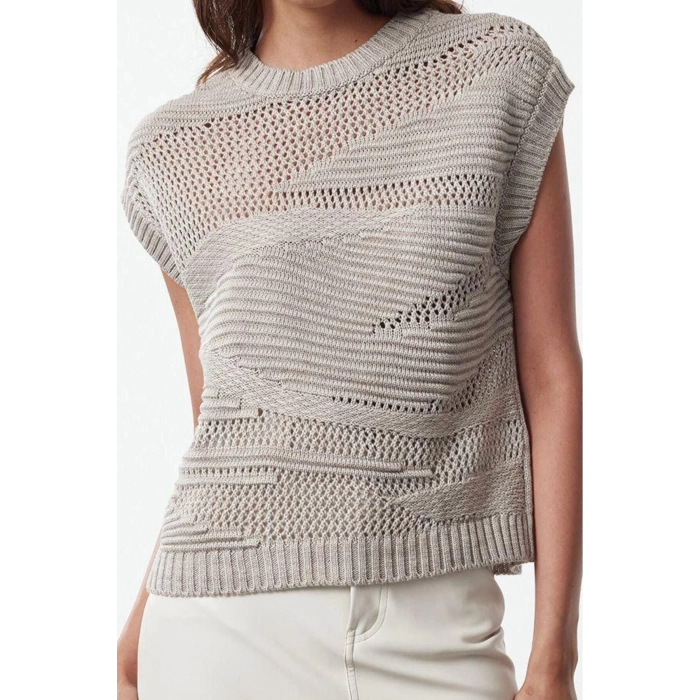 Women Fashion Stylish Crew Neck Regular Sleeve Regular Knitted Sweater
