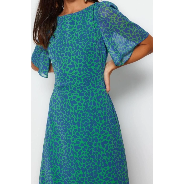 Womens Midi Length Crew Neck Regular Animal Patterned A Cut Angel Sleeve Lined Chiffon Woven Dress