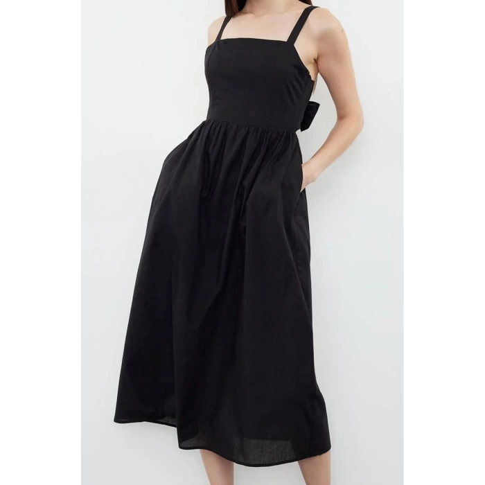 Kadın Moda Şık Midi Boy Kare Yaka Regular A Kesim Pamuklu Vual Dokuma Elbise