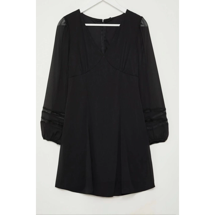 Women Fashion Stylish Mini Length V Neck Regular A Cut Accessory Detailed Chiffon Lined Woven Dress