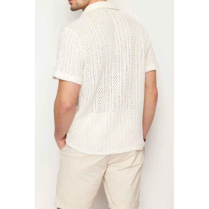Erkek Moda Kısa Kol Dokuma Ekru Regular Fit Apaş Yaka Triko Görünümlü Gömlek