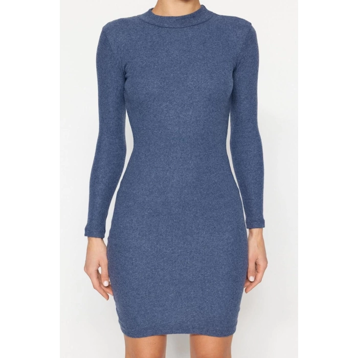 Kadın Moda Şık Mini Boy Dik Yaka Slim Vücuda Oturan Yarım Balıkçı Yaka Fitilli Esnek Örme Elbise