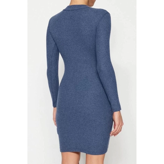 Kadın Moda Şık Mini Boy Dik Yaka Slim Vücuda Oturan Yarım Balıkçı Yaka Fitilli Esnek Örme Elbise