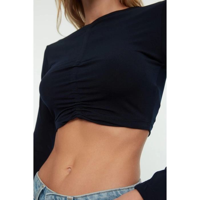 Stil Kadın Fitted Vücuda Oturan Büzgü Detaylı Crop Esnek Bluz Super Crop Örme Slim Kalıp