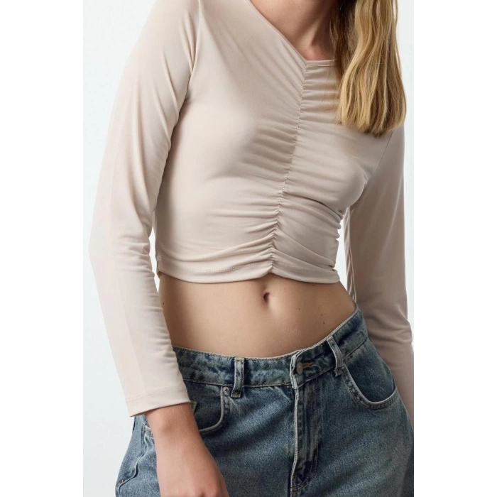 Stil Kadın Fitted Vücuda Oturan Büzgü Detaylı Crop Esnek Bluz Super Crop Örme Slim Kalıp