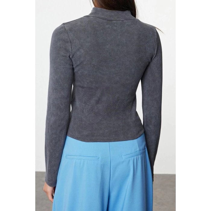 Style Women Washed Faded Effect Fitted Body Fitting Ribbed Blouse Crop Knitted Slim Pattern