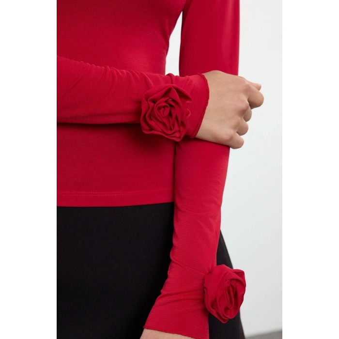 Stil Kadın Gül Detaylı Fitted Vucuda Oturan Kollu Esnek Bluz Regular Örme Slim Kalıp