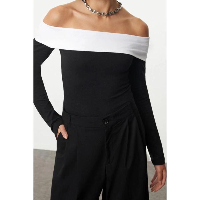 Style Women - White Cotton Short Blouse Crop Knitted Slim Pattern Low Sleeve