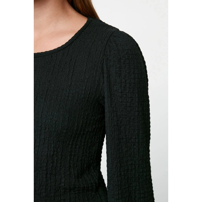 Style Women Textured Regular Pattern Sleeve Flexible Blouse Regular Knitted Regular Pattern