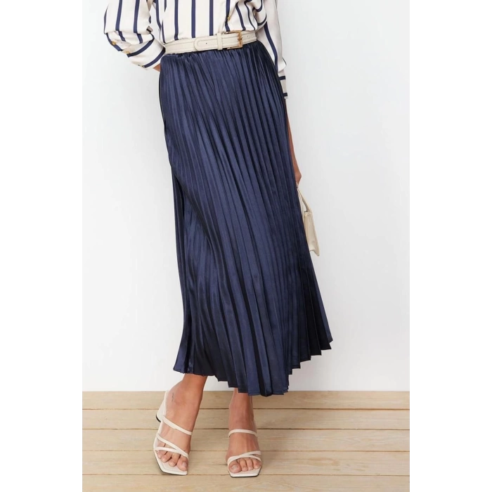 Fashion Regular Plain Pattern Chic Night Midi Length Pleated Satin Fabric Maxi Length Woven Skirt
